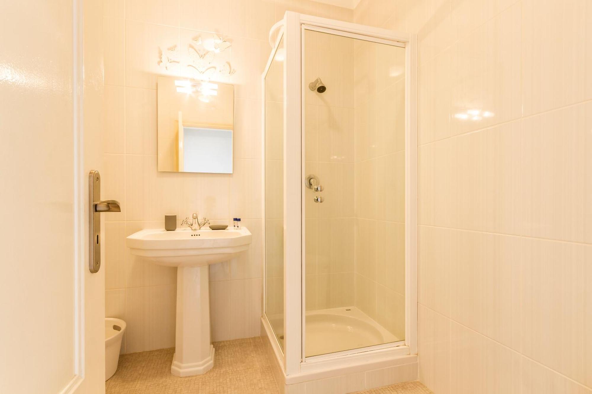 The Hoffy Beach Apartment Lagos Ngoại thất bức ảnh
