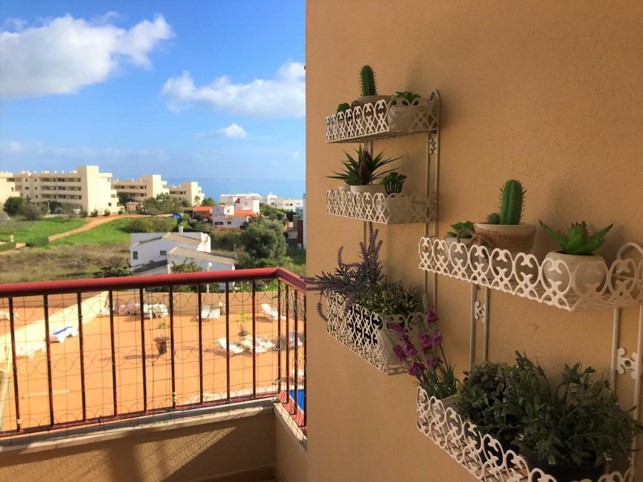 The Hoffy Beach Apartment Lagos Ngoại thất bức ảnh