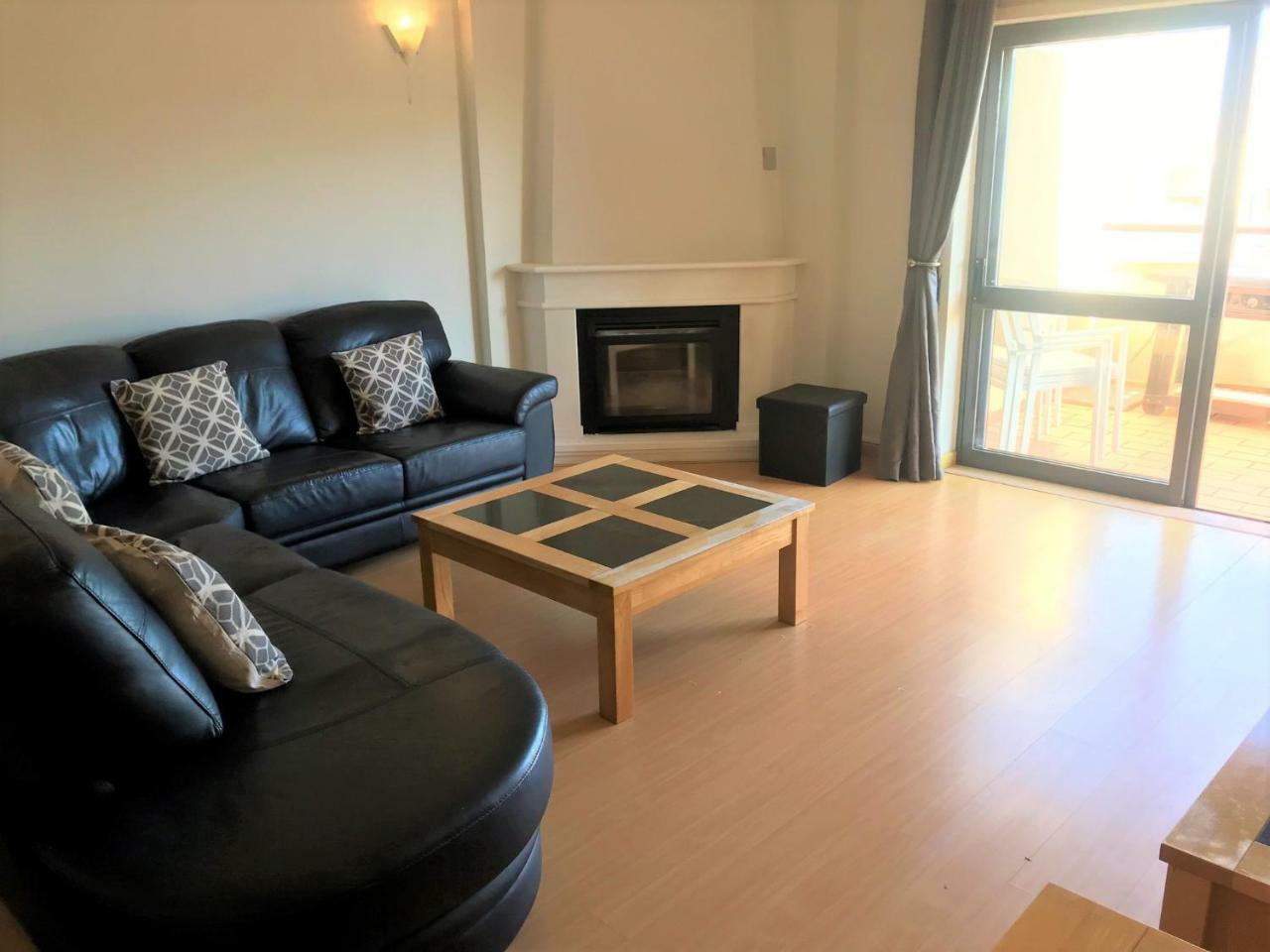 The Hoffy Beach Apartment Lagos Ngoại thất bức ảnh