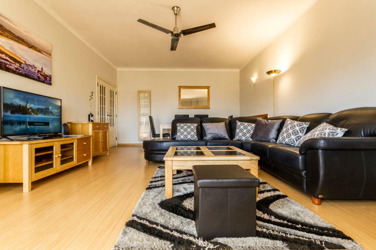 The Hoffy Beach Apartment Lagos Ngoại thất bức ảnh