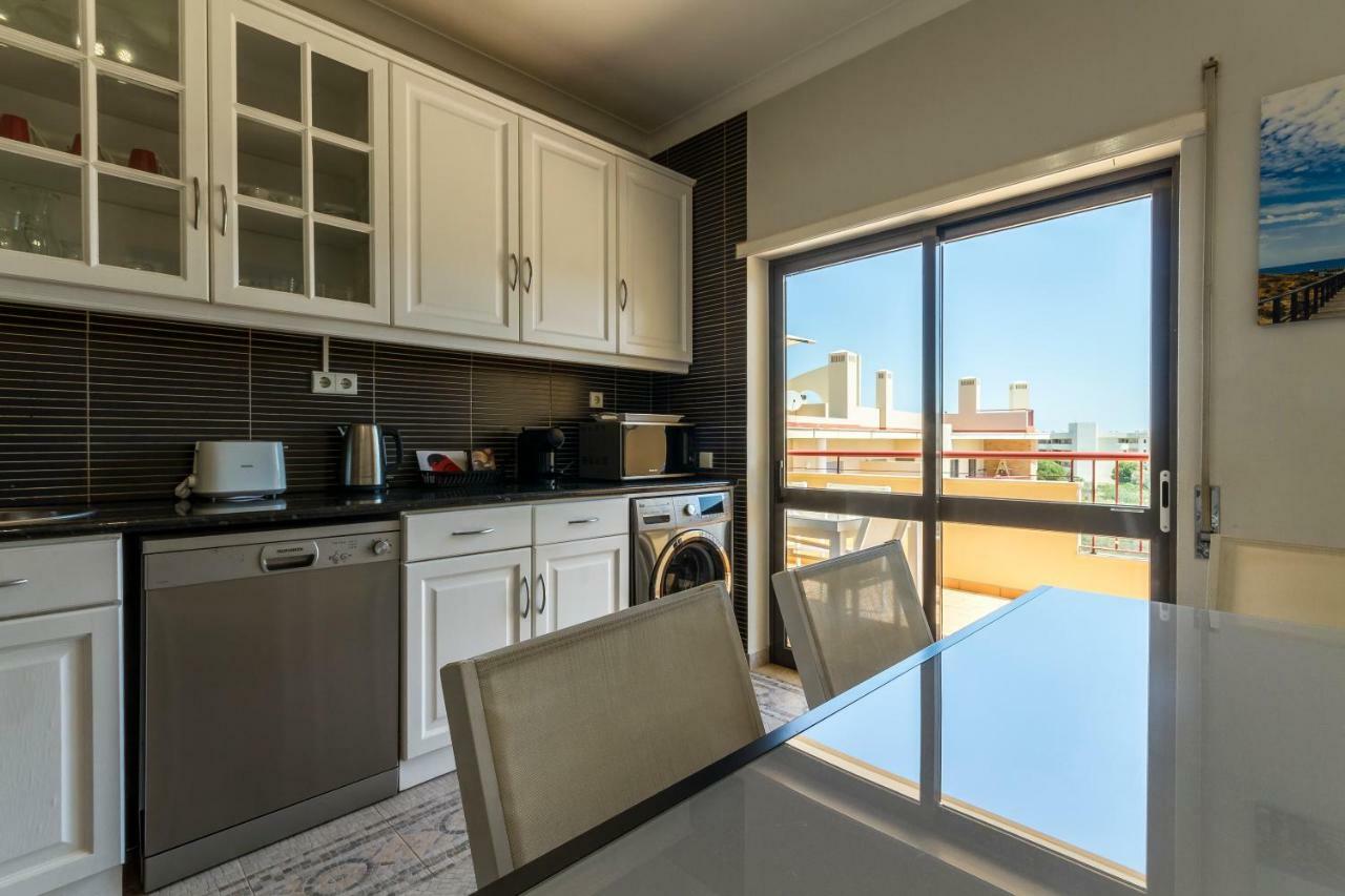The Hoffy Beach Apartment Lagos Ngoại thất bức ảnh