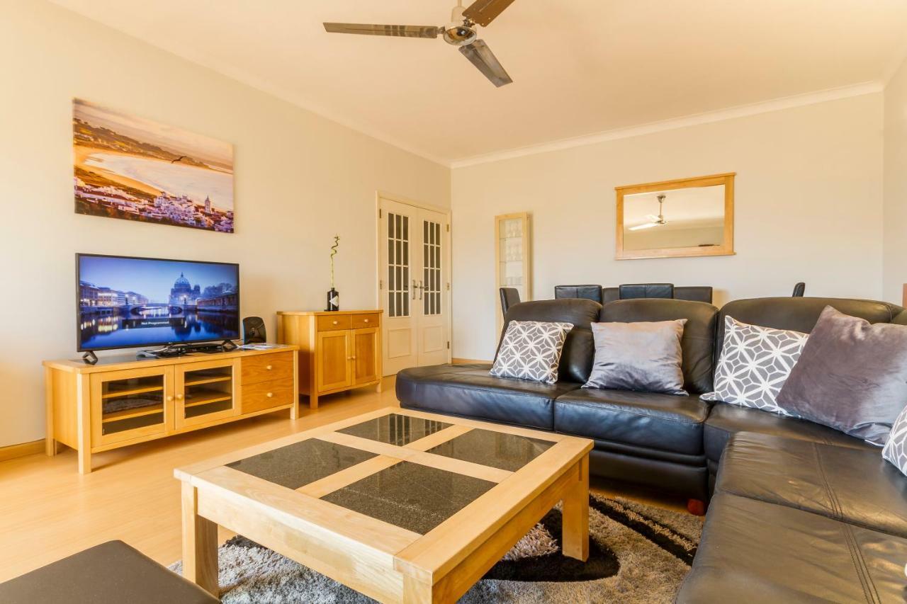 The Hoffy Beach Apartment Lagos Ngoại thất bức ảnh